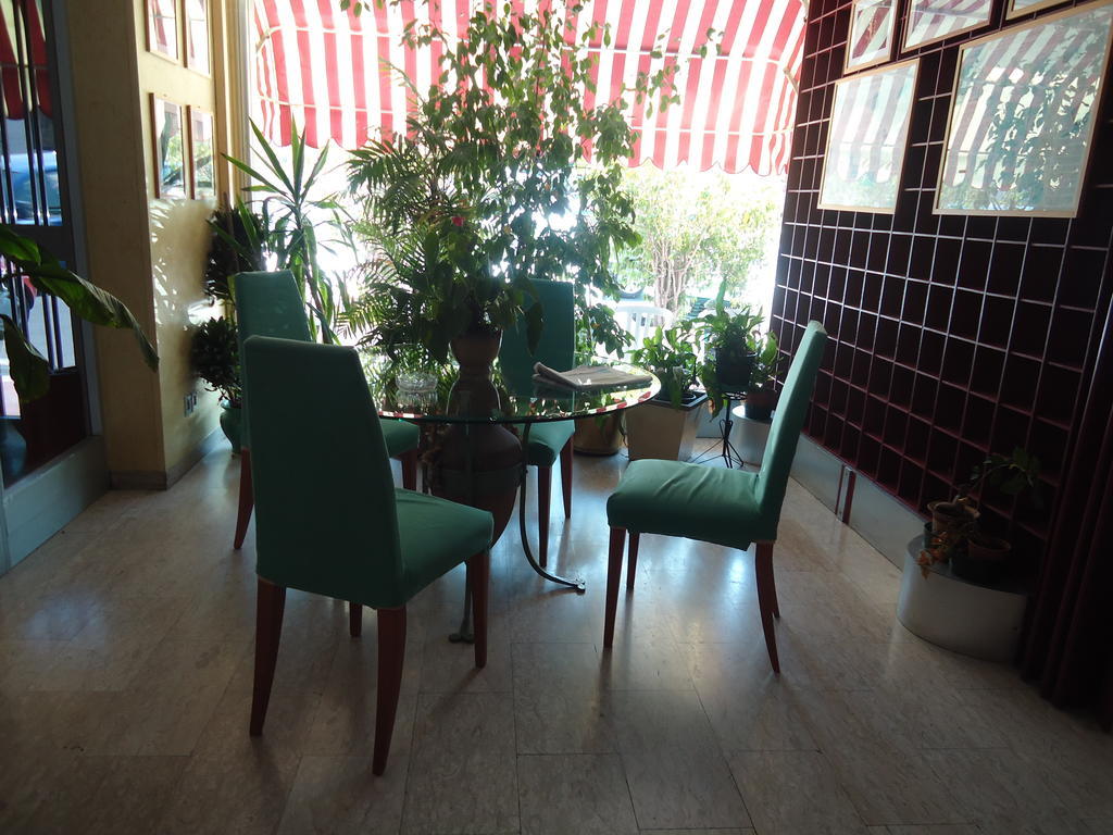 Hotel Ristorante Mommo Polistena ภายนอก รูปภาพ