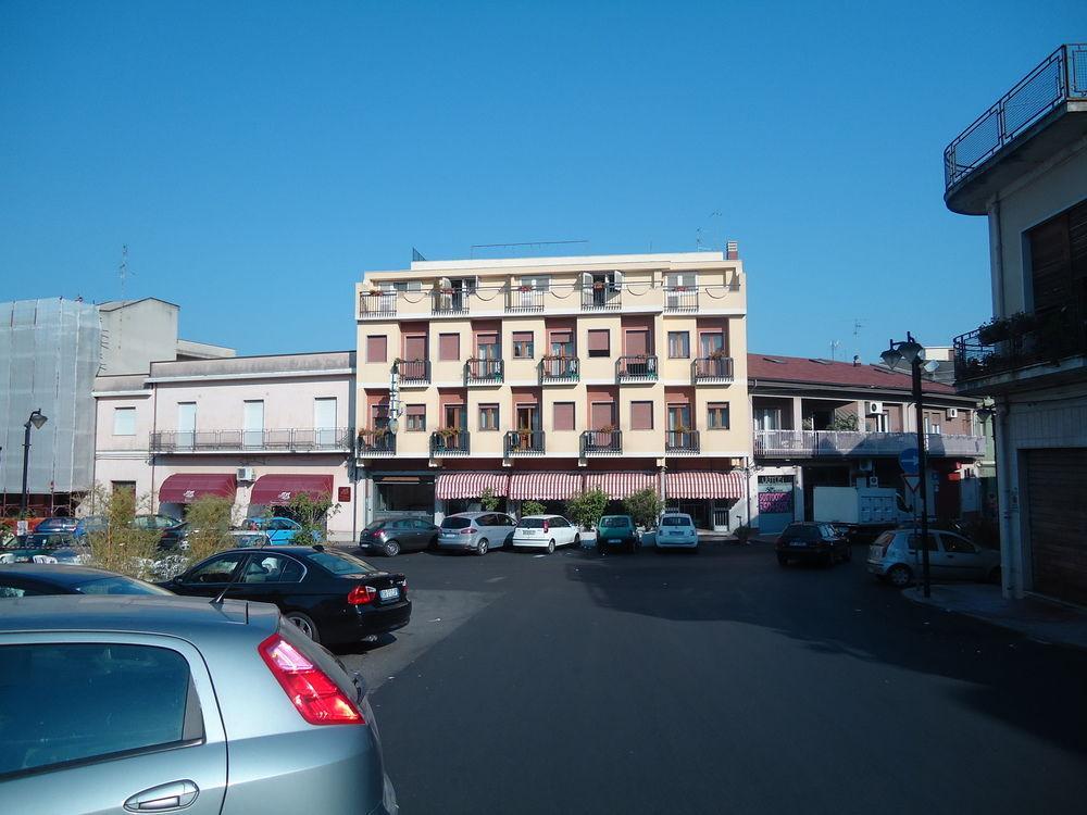 Hotel Ristorante Mommo Polistena ภายนอก รูปภาพ