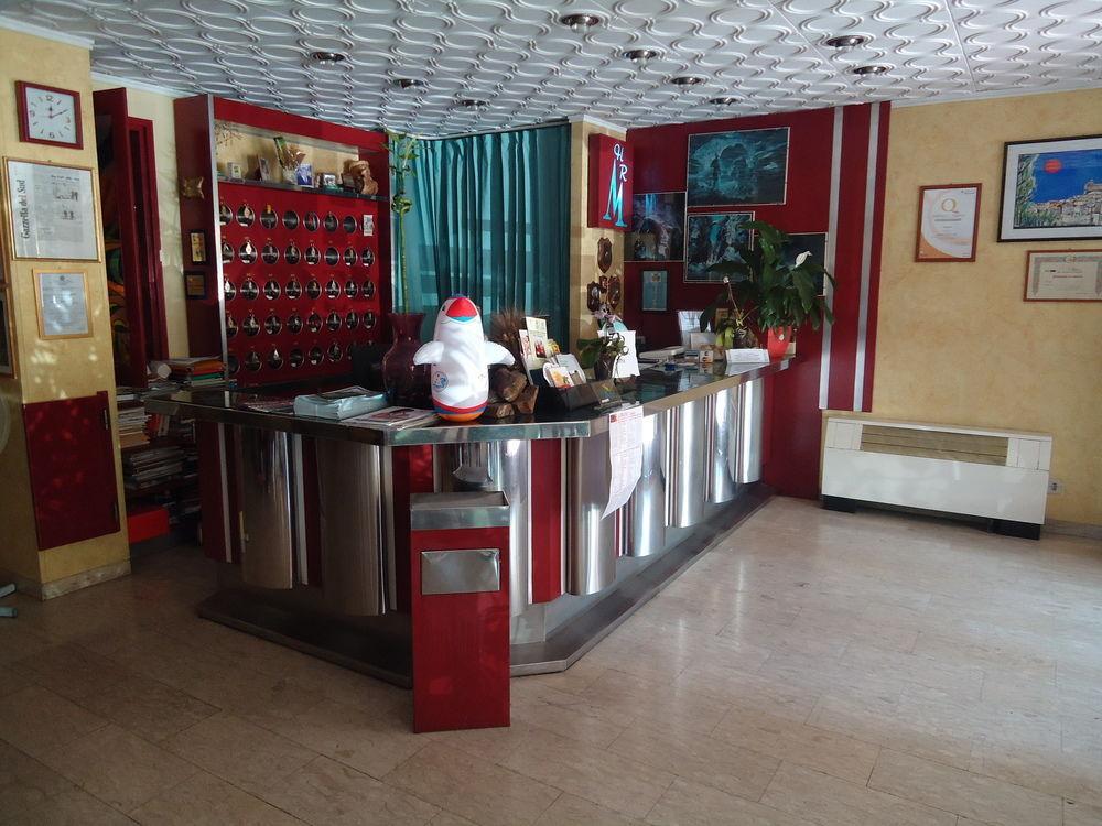 Hotel Ristorante Mommo Polistena ภายนอก รูปภาพ
